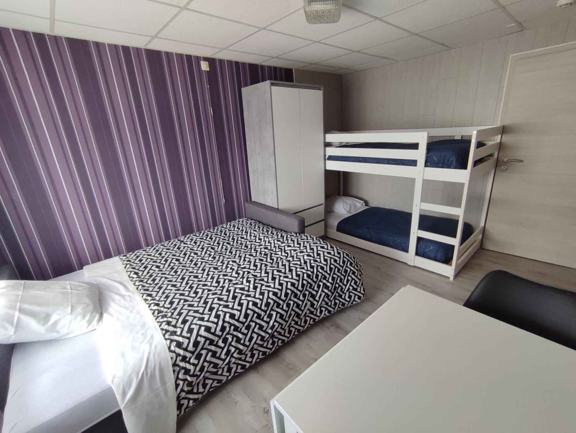 Chez Phil Hotel Robertville Quarto foto